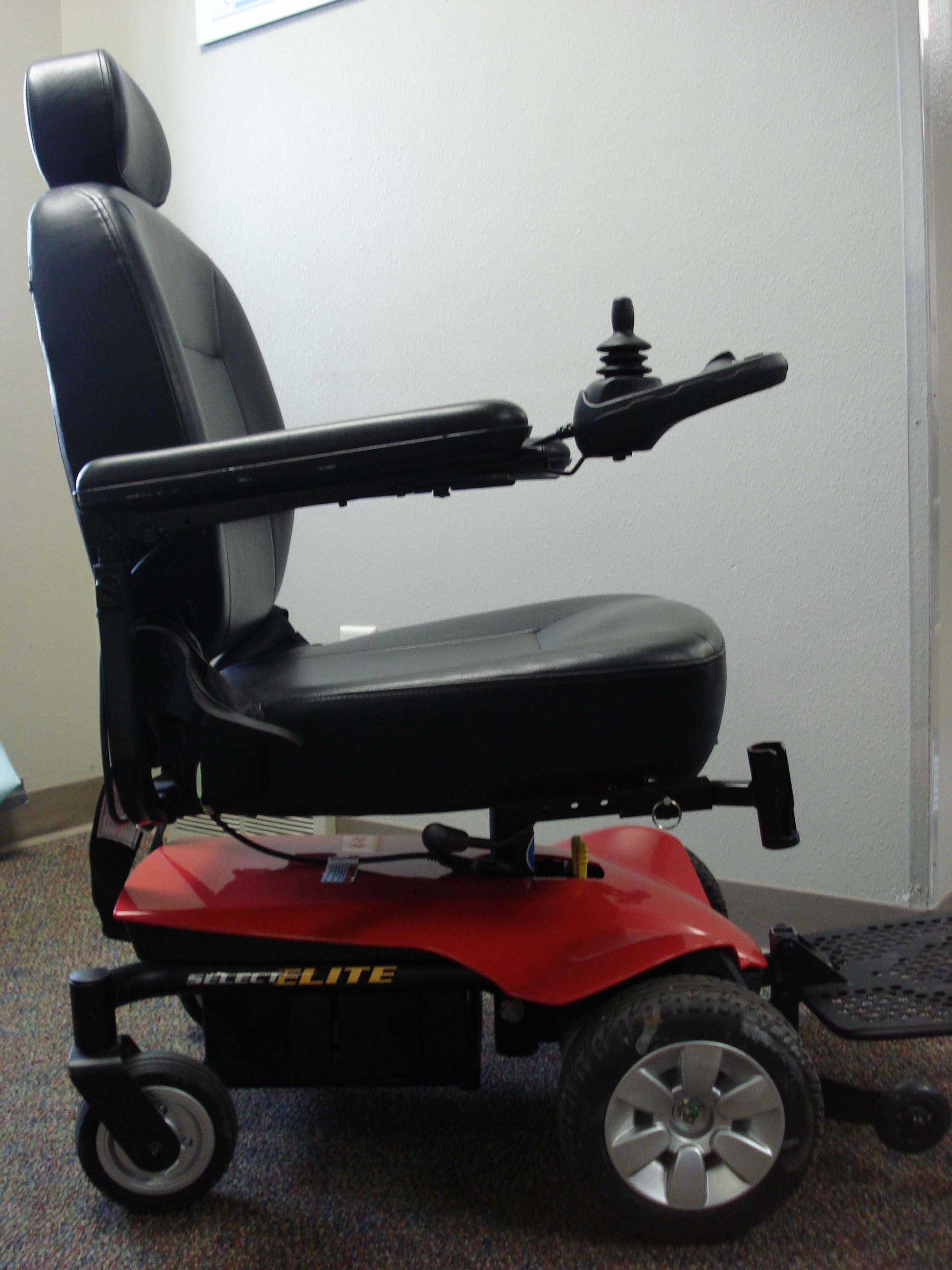 jazzy select power chair