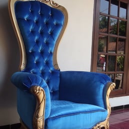 royal chair rentals s